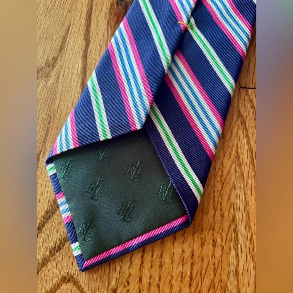 Lauren Ralph Lauren Blue and Pink Silk Tie